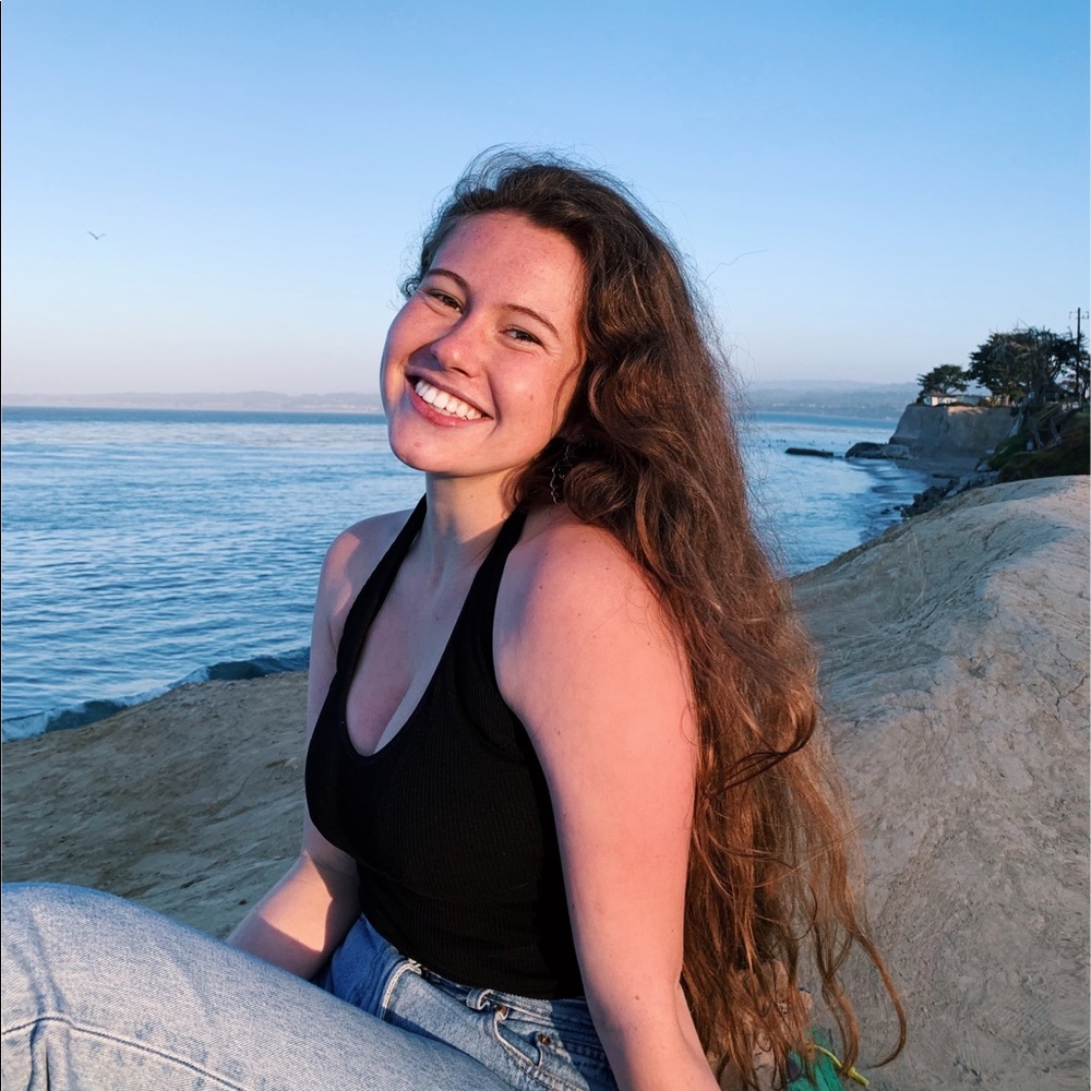 Meet your Posher, Carla